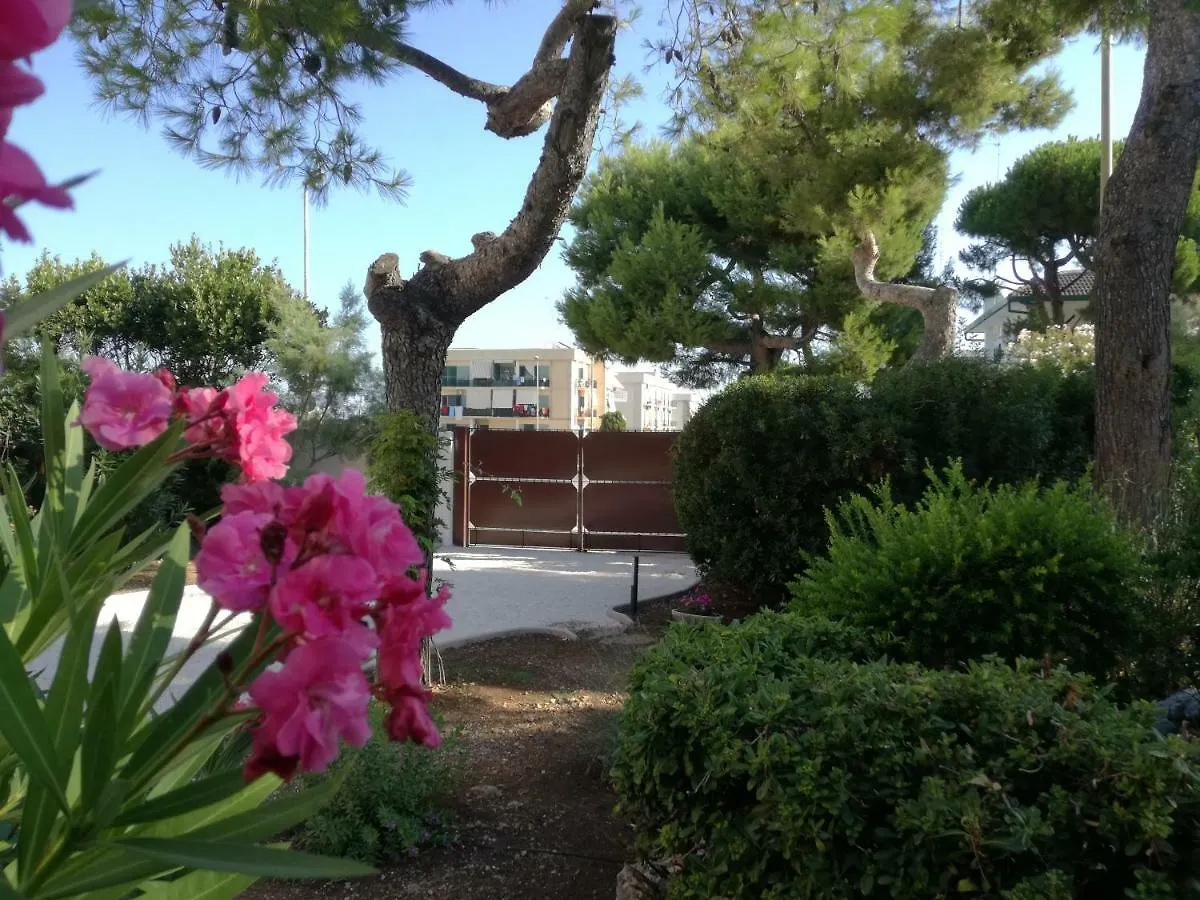 Villa Mariolina Guest House 巴里