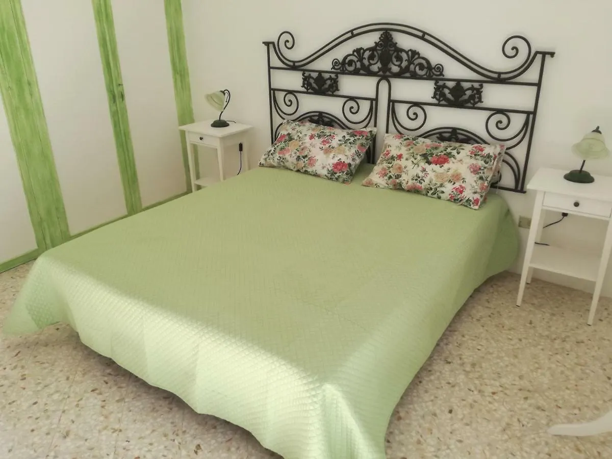 Villa Mariolina Guest House 巴里 0*,